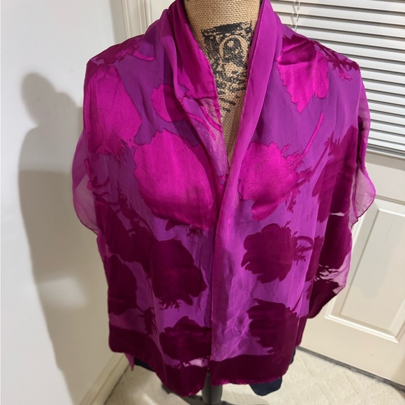 Vibrant hot Pink Floral Sheer silk Shawl 16”*62” - Picture 1 of 7
